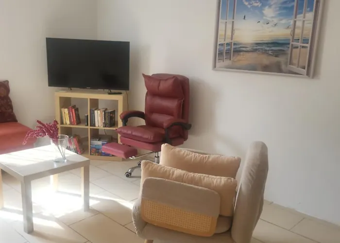Διαμέρισμα Flair Of Sissis Near Schoenbrunn Metro 3 4 Busses 51a 48a Kids Pets Welcome *